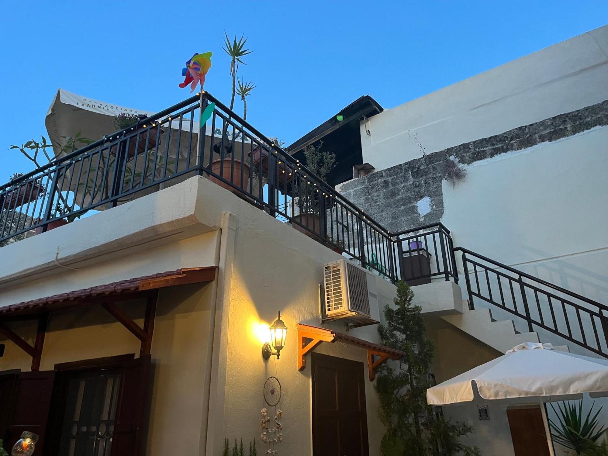 Rhodes City Eleni Rooms מראה חיצוני תמונה