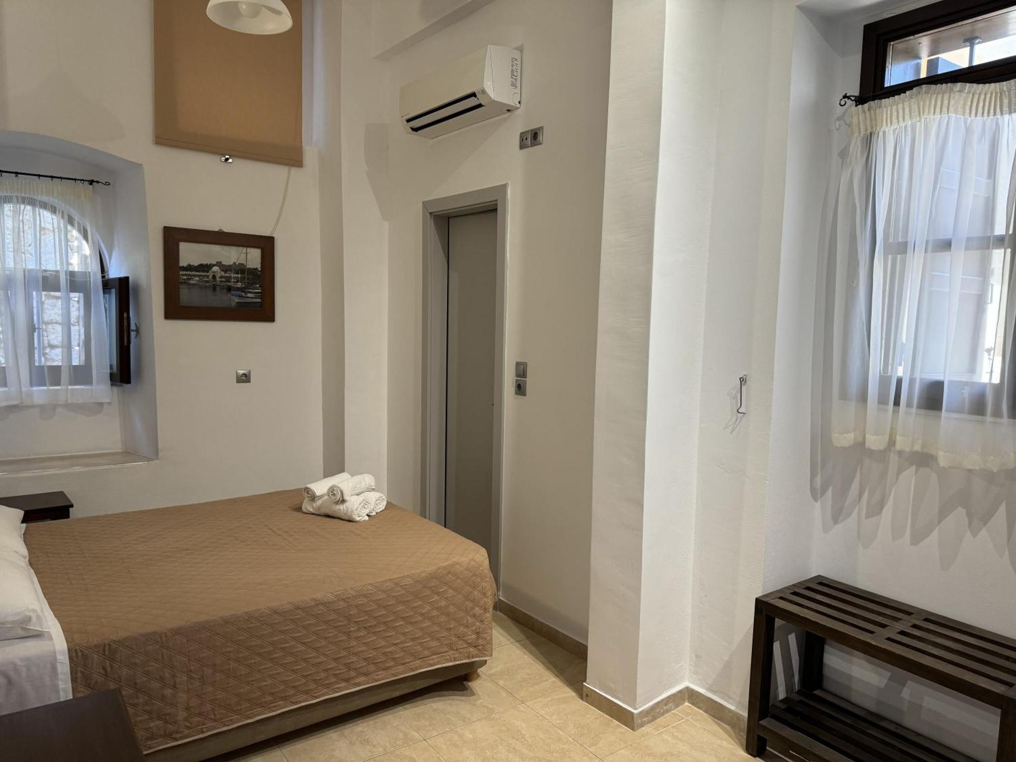 Rhodes City Eleni Rooms מראה חיצוני תמונה