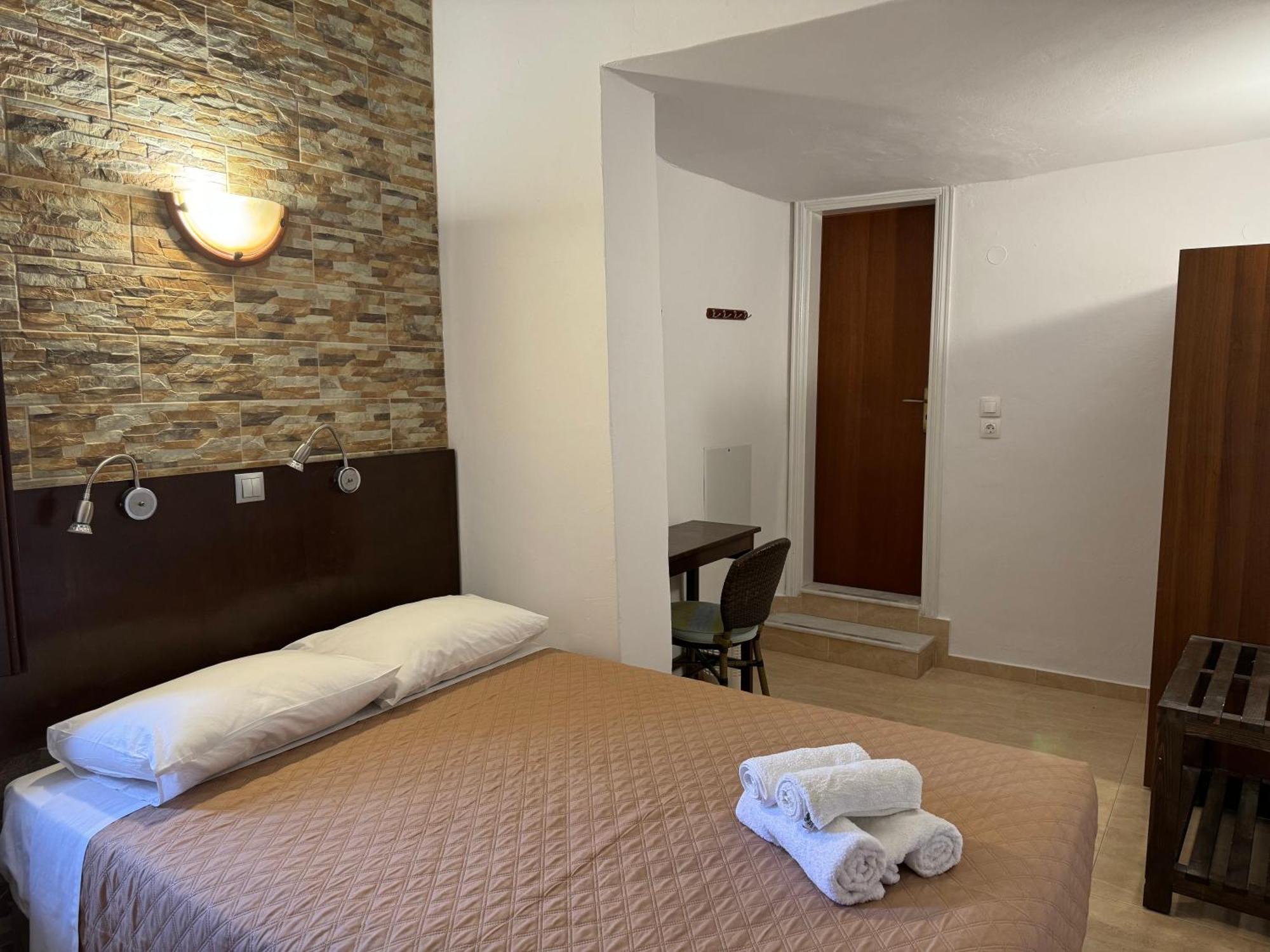 Rhodes City Eleni Rooms מראה חיצוני תמונה