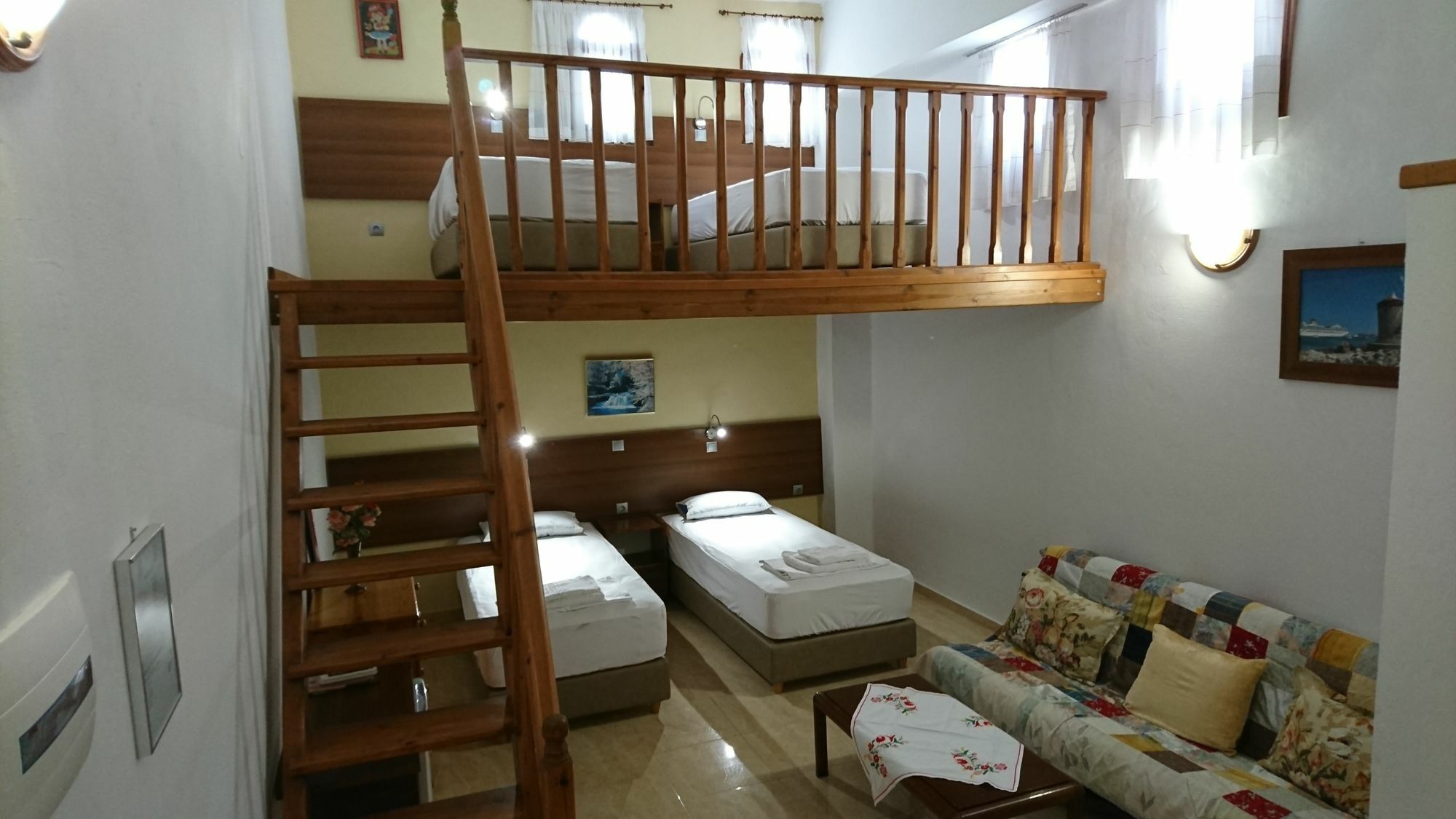 Rhodes City Eleni Rooms מראה חיצוני תמונה