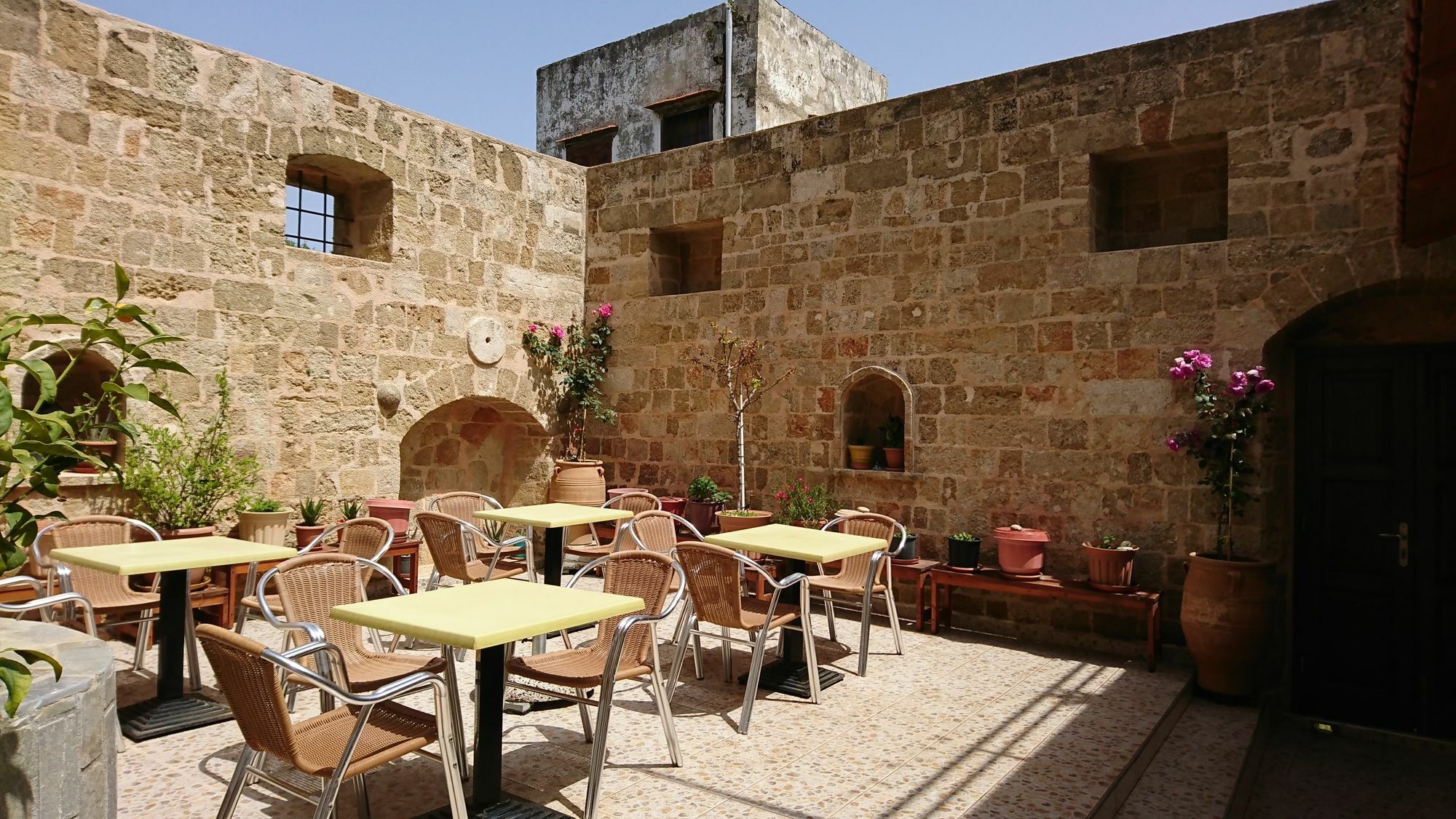 Rhodes City Eleni Rooms מראה חיצוני תמונה